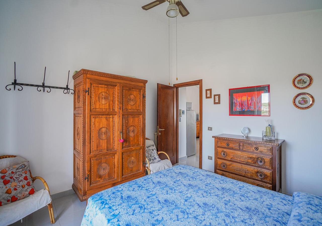 Murphy Holiday Home - Belvedere La Maddalena  Bagian luar foto
