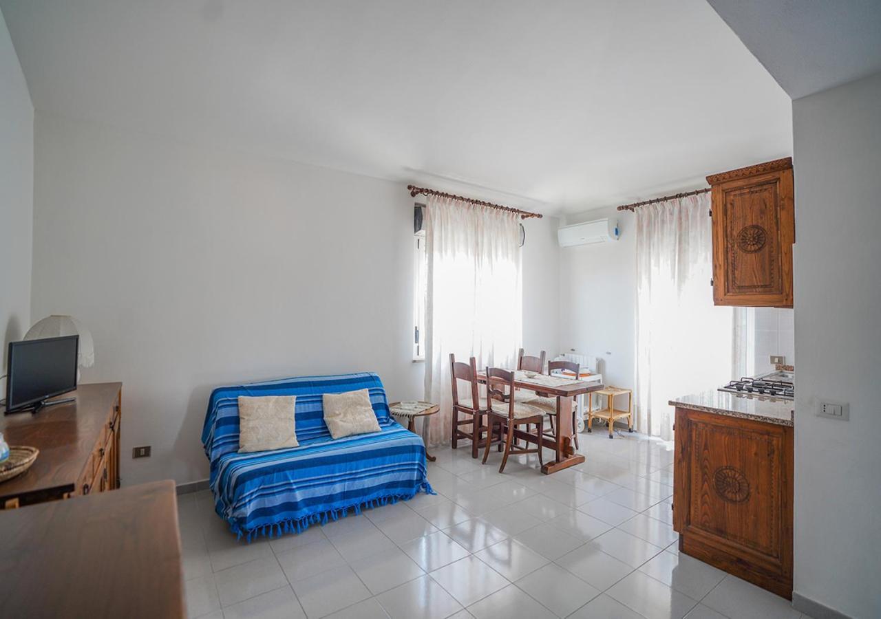 Murphy Holiday Home - Belvedere La Maddalena  Bagian luar foto